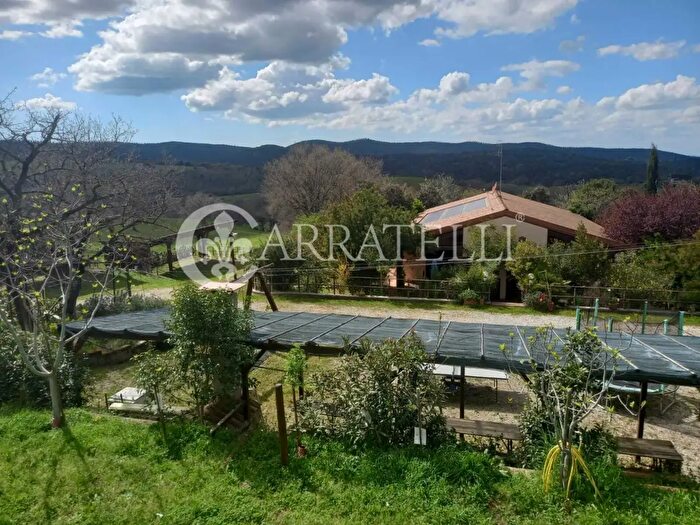 Casa con 12 locali in vendita in Strada Poggio alla Croce, Magliano In Toscana