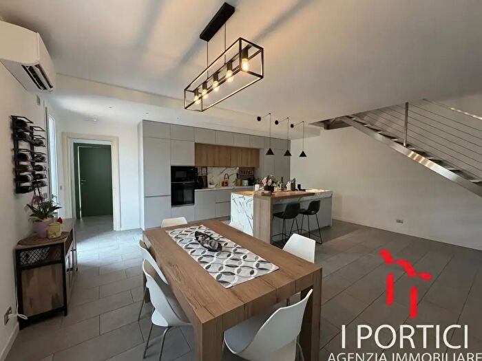Casa con 7 locali in vendita in Via Antonio Pacinotti, Zero Branco