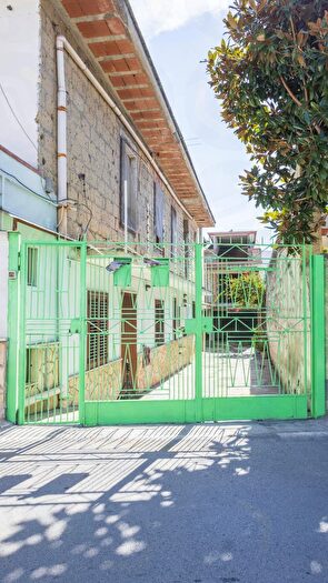 Casa con 6 locali in vendita in Via Macello, Palma Campania