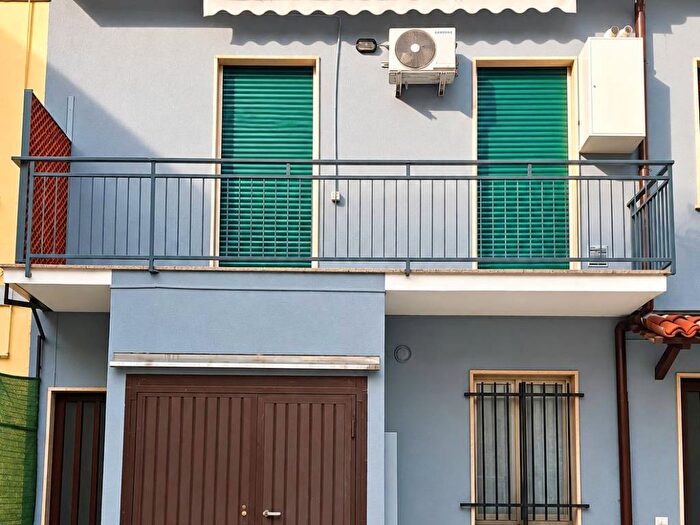 Appartamento bilocale in affitto in Via Guglielmo Marconi, Saronno