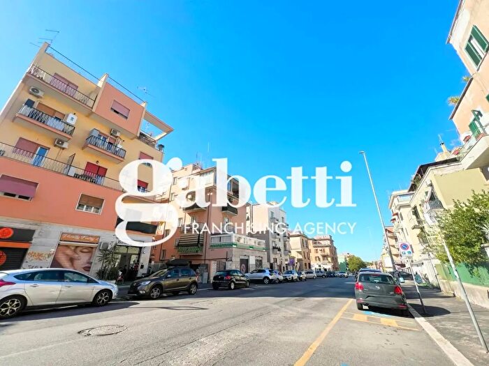 Appartamento monolocale in vendita in Via dei Gelsi, Roma