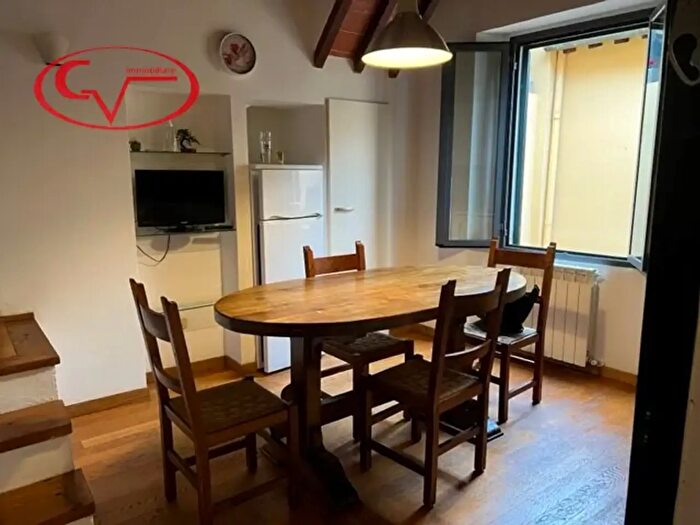 Appartamento trilocale in affitto in Via Roma, Montevarchi