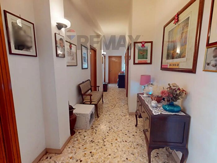 Appartamento con 6 locali in vendita in Perugia