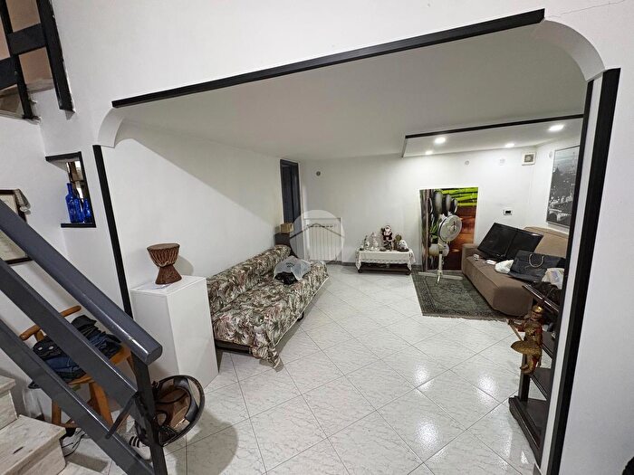 Appartamento bilocale in vendita in Via Pigna, Napoli