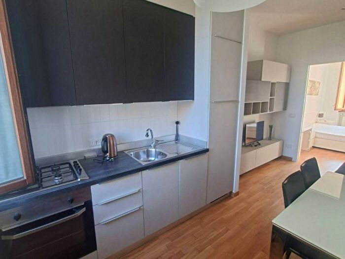 Appartamento bilocale in affitto in Via Antonio Tolomeo Trivulzio, De Angeli, Milano