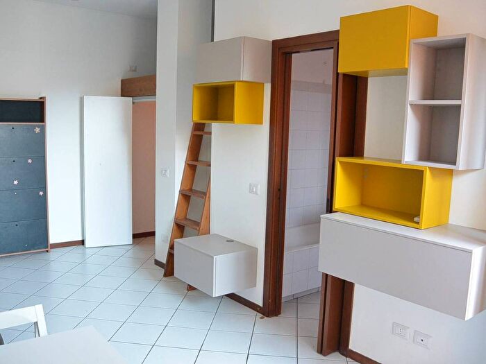 Appartamento monolocale in affitto in Via Tolmezzo, Udine, Milano