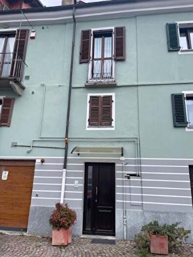 Appartamento trilocale in affitto in Via Busca, Centro Storico, Cuneo