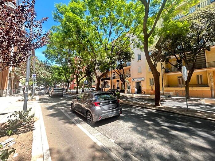 Appartamento quadrilocale in affitto in Via Dante Alighieri, San Benedetto, Cagliari