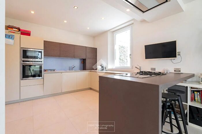 Case in Vendita e in Affitto - 3