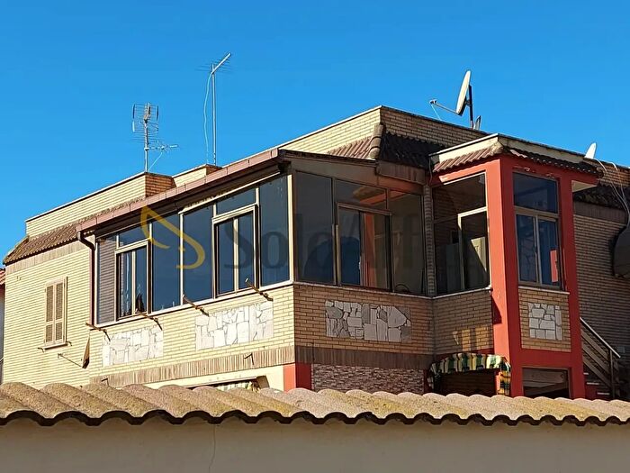 Appartamento trilocale in affitto in Via Trincea delle Frasche, Fiumicino