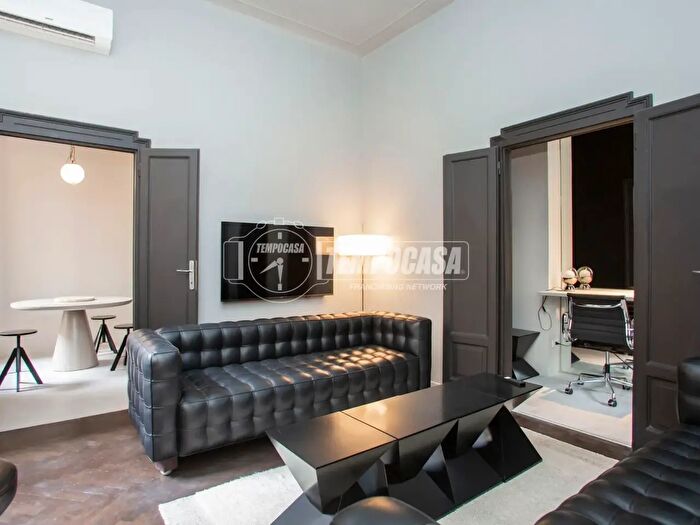 Appartamento bilocale in vendita in Via Luigi Settembrini, Milano