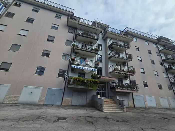 Appartamento quadrilocale in vendita in Via S Pasquale, Cassino