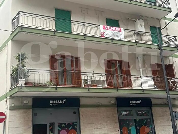 Appartamento quadrilocale in vendita in Via Monsignor Luigi Mindelli, Ostuni