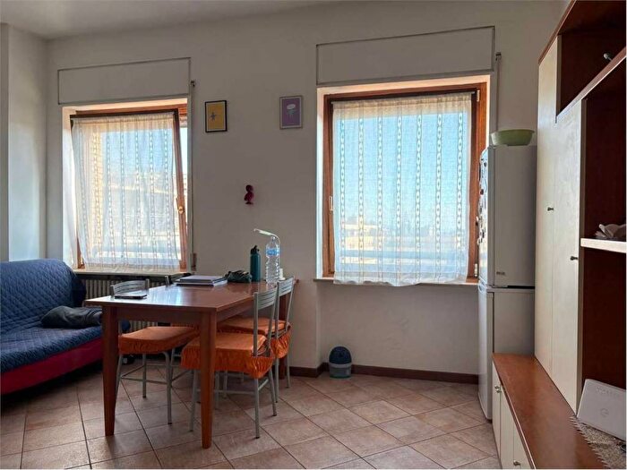 Appartamento bilocale in affitto in Via Mario Angeloni, Semicentro Stazione, Perugia