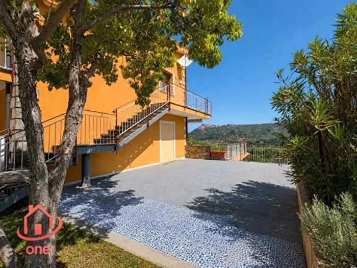Appartamento trilocale in vendita in Ss, Castellabate