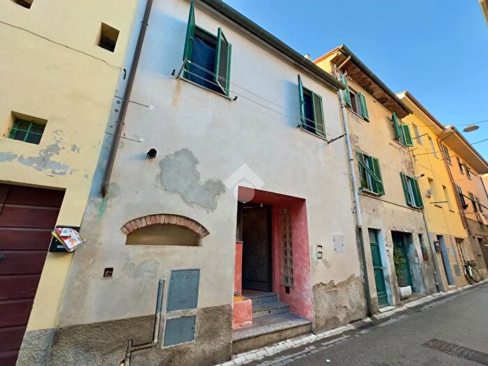 Appartamento trilocale in vendita in Via Magenta, Ponsacco