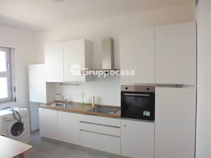 Appartamento bilocale in affitto in Via Vitruvio, Centrale, Milano