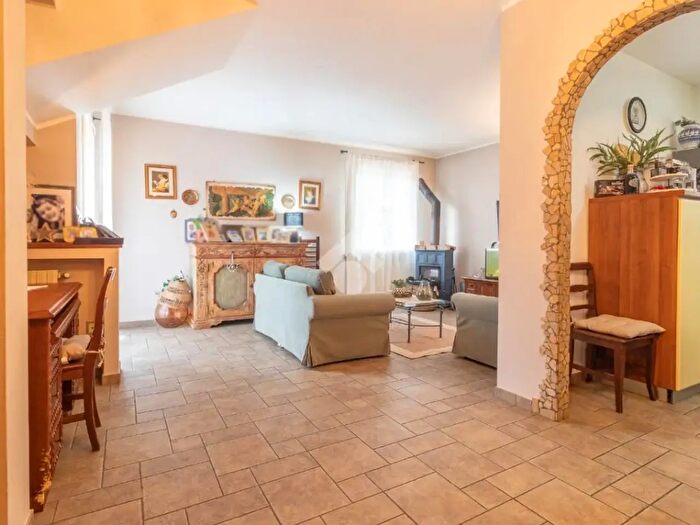 Casa con 5 locali in vendita in Viale Rubicone, Cesenatico