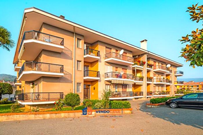 Appartamento con 6 locali in vendita in Via Busca, Costigliole Saluzzo