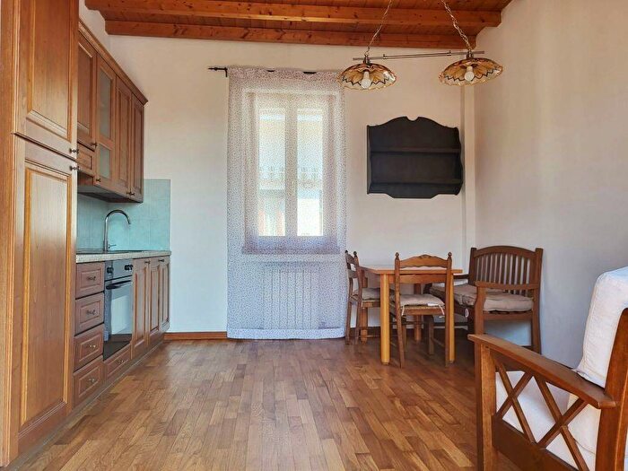 Appartamento bilocale in affitto in Via Vittorio Veneto, Centro, Arcore