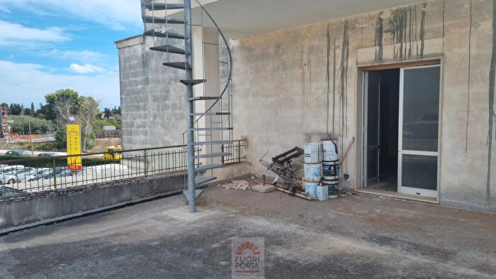 Casa con 5 locali in vendita in Via IV Novembre, San Cesario Di Lecce