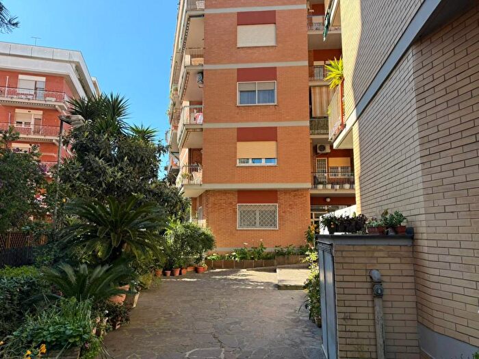 Appartamento bilocale in affitto in Via Ferdinando Acton, Ostia Levante, Roma