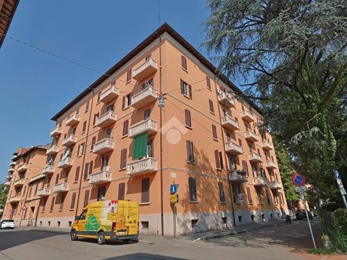 Appartamento quadrilocale in vendita in Via Antonio Piccinini, Reggio nell'Emilia