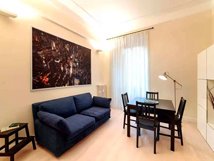 Appartamento trilocale in affitto in Via Labicana, Colle Oppio, Roma