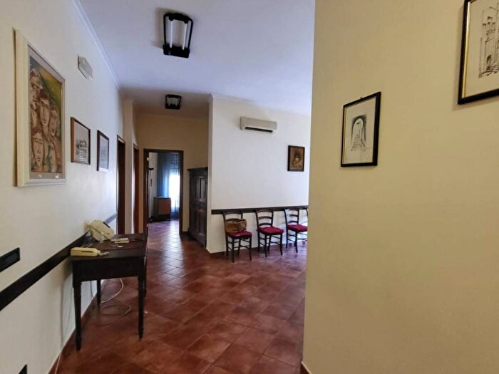 Appartamento trilocale in affitto in Piazza Trieste e Trento, Centro, Andria