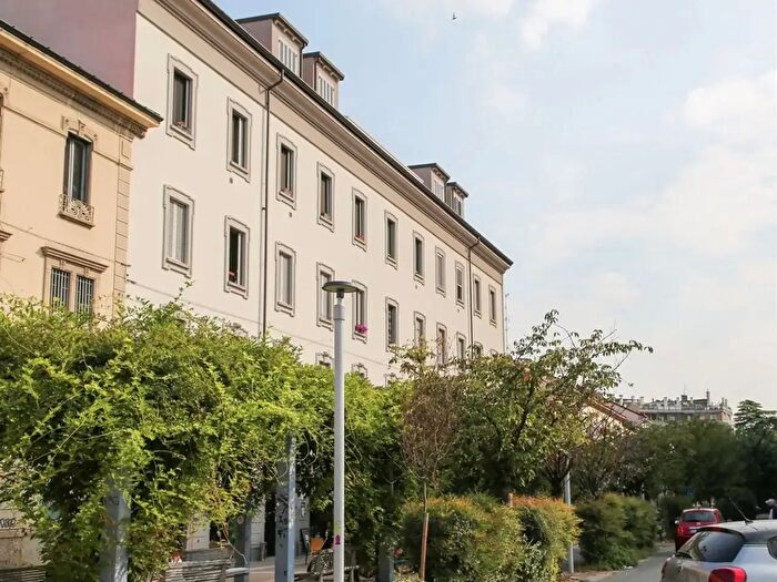 Appartamento bilocale in vendita in Via Sempione, Monza
