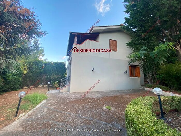 Casa trilocale in vendita in Trabia