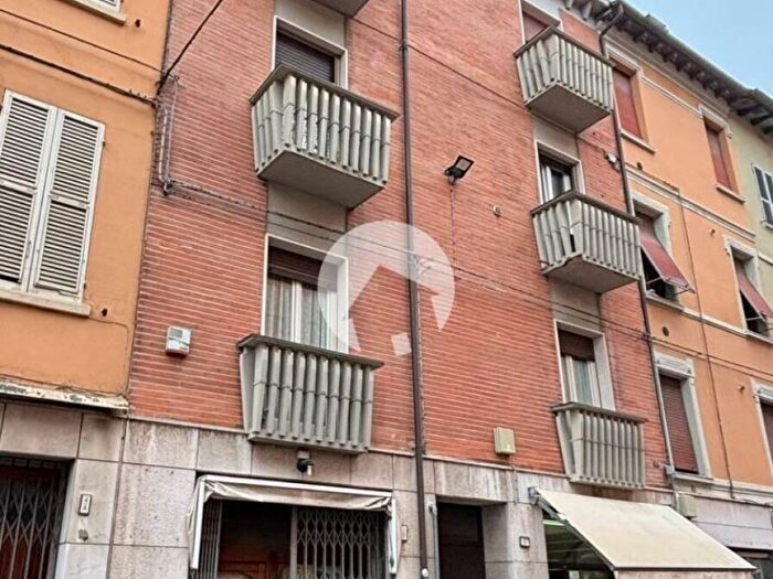 Appartamento monolocale in affitto in Via Angelo Secchi, Centro Storico, Reggio Emilia