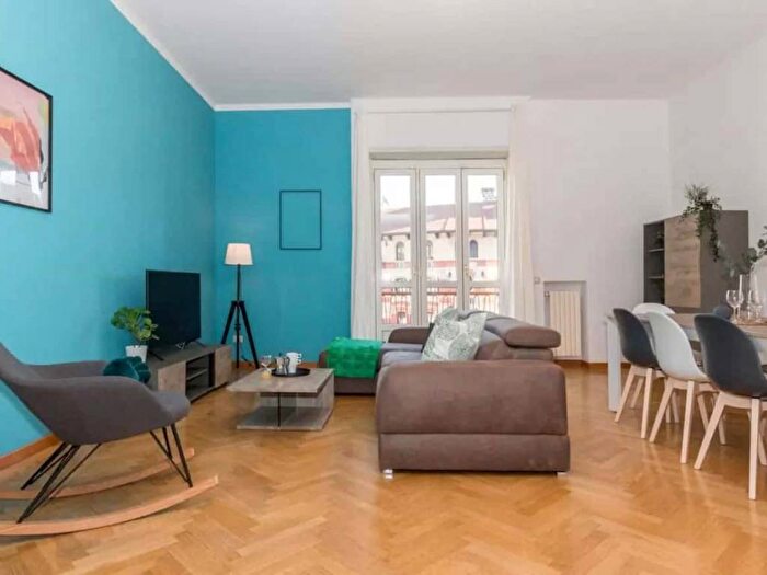 Appartamento quadrilocale in affitto in Via Santa Croce, Ticinese, Milano