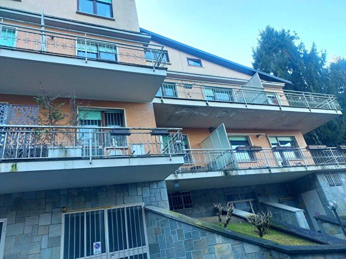 Appartamento trilocale in affitto in Strada del Ponte Verde, Colle della Maddalena, Torino