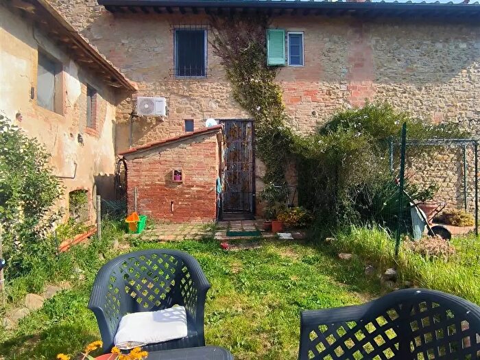 Appartamento trilocale in vendita in Via San Filippo, Barberino Tavarnelle