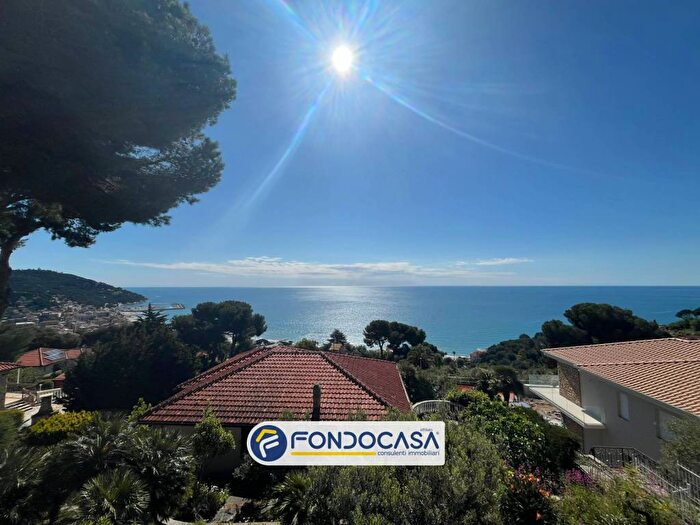 Casa trilocale in affitto in Strada delle colline, Marina Di Andora, Andora