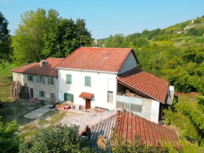 Casa quadrilocale in vendita in Bistagno