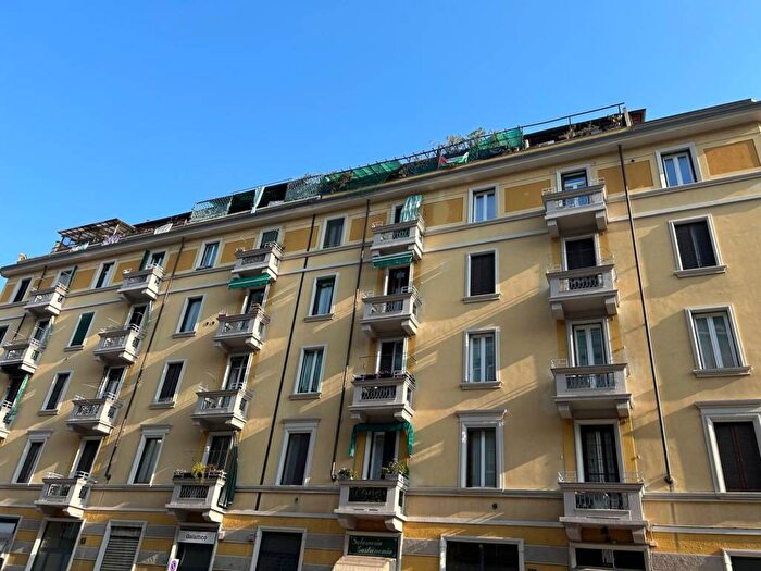 Appartamento bilocale in affitto in Via Gioacchino Murat, Istria, Milano