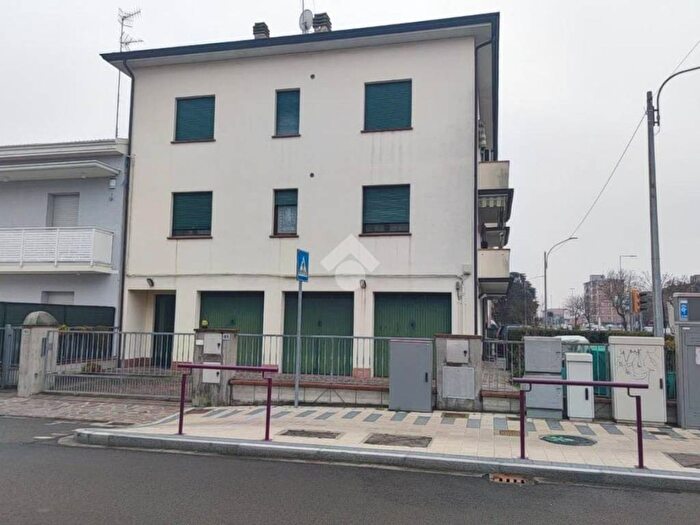 Appartamento monolocale in affitto in Via Cristoforo Colombo, Stadio Acquedotto, Carpi