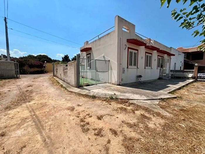 Casa quadrilocale in vendita in Cda Madonna Alto Oliva, Marsala