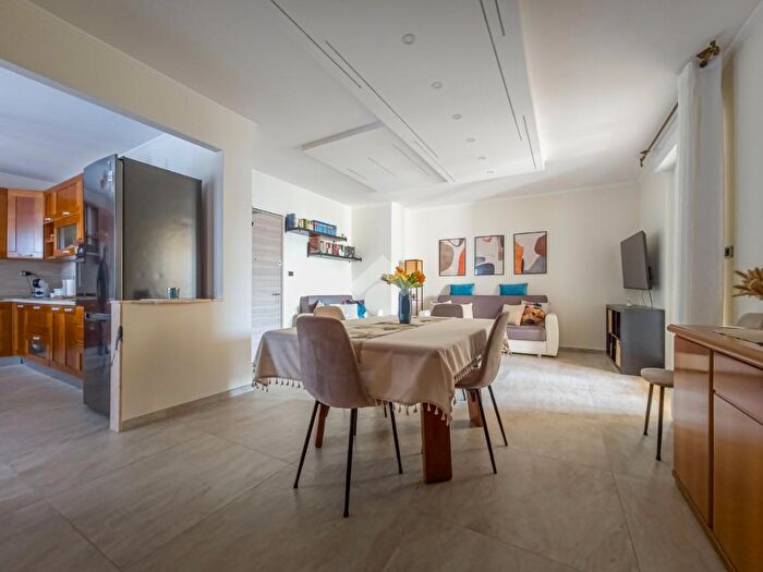 Appartamento quadrilocale in vendita in Largo del Farro, Manfredonia