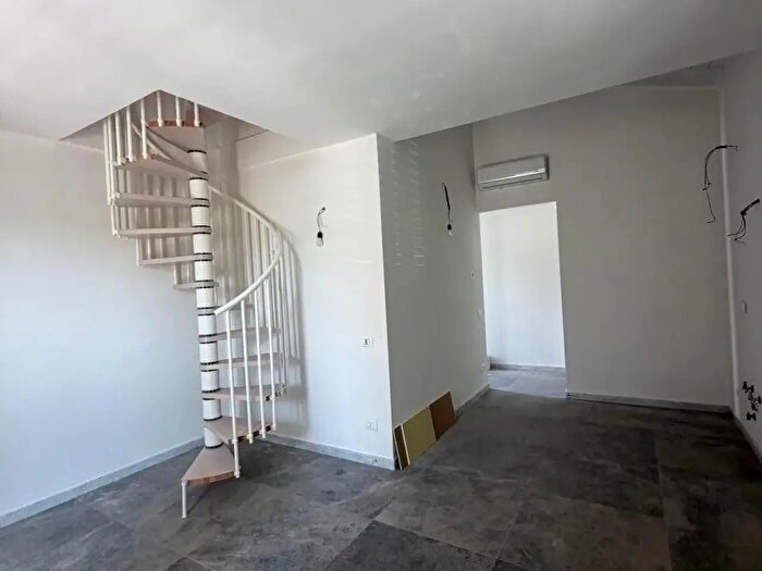 Casa quadrilocale in vendita in Sarzana