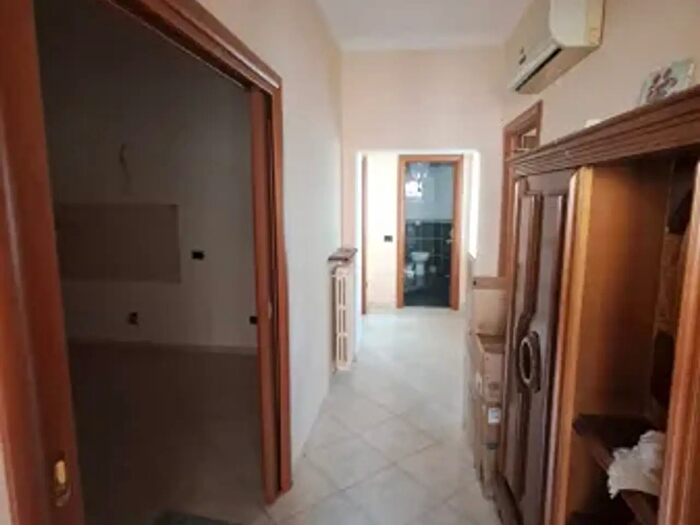 Appartamento trilocale in vendita in Via Antonino Panella, Catanzaro