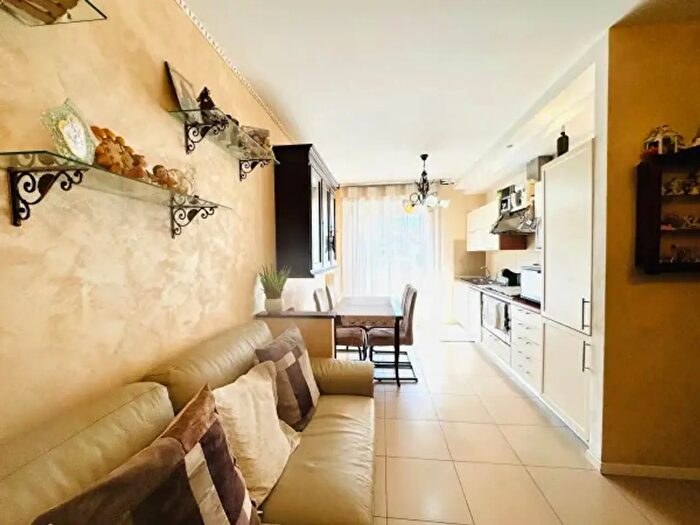 Appartamento trilocale in vendita in Via Paolo Borsellino, San Clemente