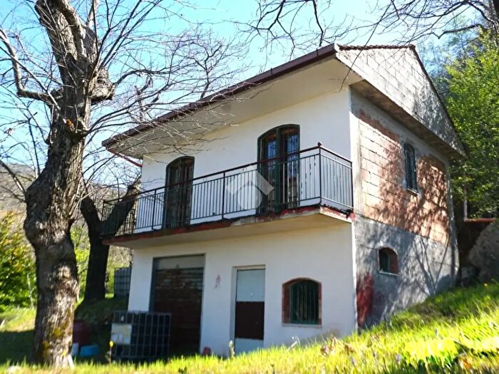 Casa bilocale in vendita in Località Gauro, Montecorvino Rovella