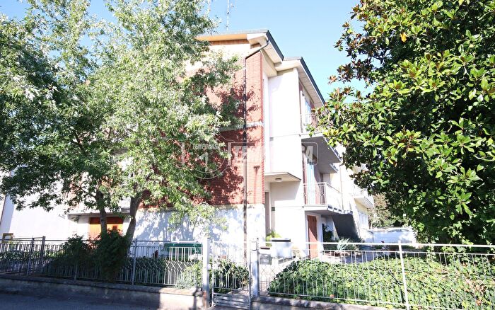 Appartamento trilocale in vendita in Via Marconi, Camposanto