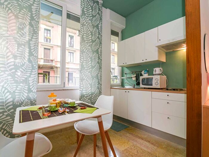 Appartamento in affitto in Via Gaetana Agnesi, Porta Romana Medaglie d'Oro, Milano