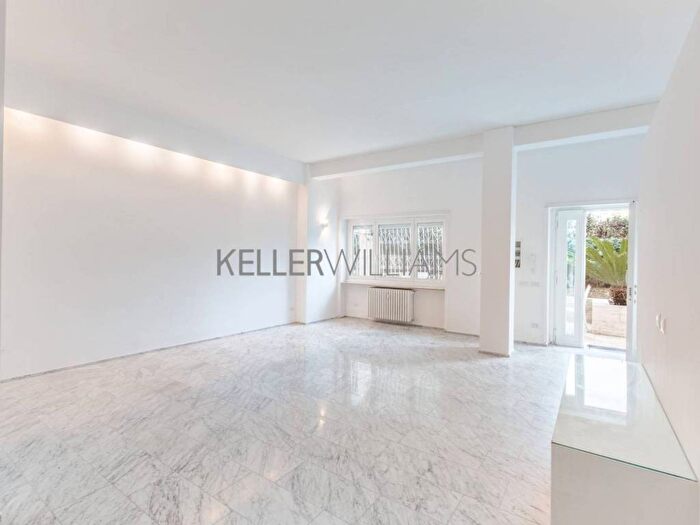 Appartamento trilocale in affitto in Via Ettore Petrolini, Parioli, Roma