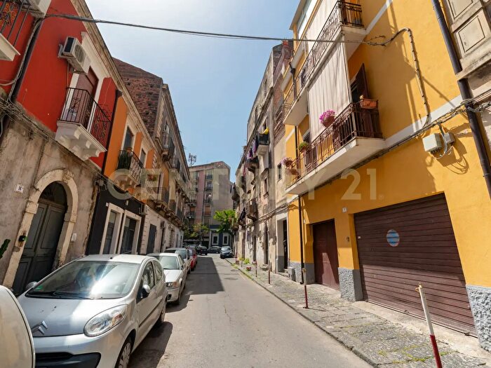 Appartamento bilocale in vendita in Via Giovanni Gentile, Catania