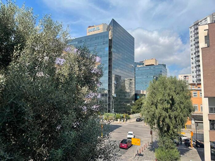 Appartamento trilocale in affitto in Via Nuova Poggioreale, Poggioreale, Napoli